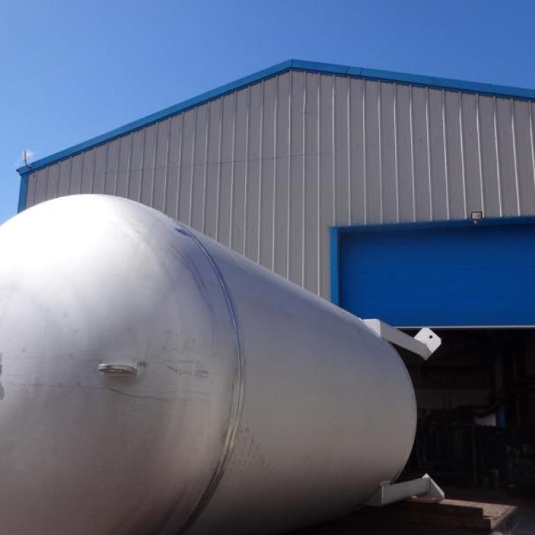 CPE-Pressure-vessels-UK-Tamworth-stainless-steel-manufacturing-316l-5400-litre